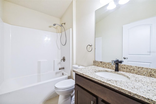 404 Rio Grande Ct, Poinciana, FL 34759 - full bath featuring shower / bath combination, vanity, toilet, and tile patterned flooring