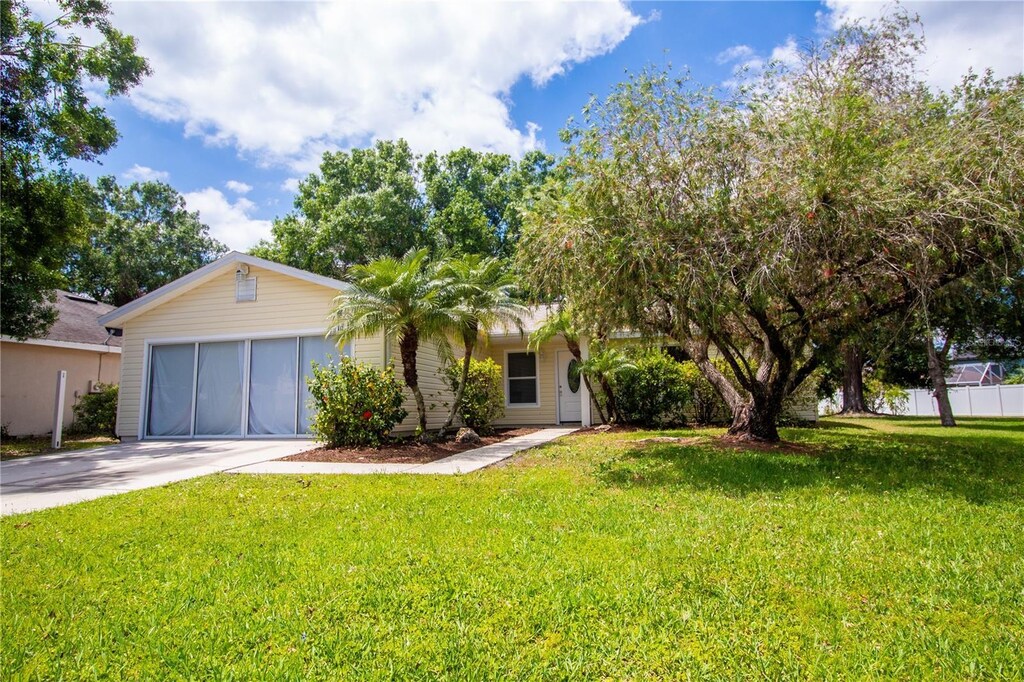 612 Muskrat Dr, Kissimmee, FL 34759 - photo 1