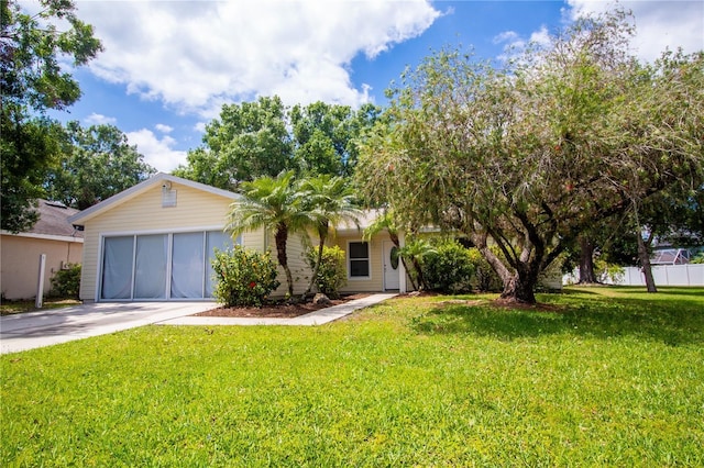 612 Muskrat Dr, Kissimmee, FL 34759 - photo 1