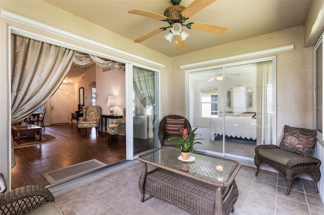 284 Lake Suzanne Dr, Lake Wales, FL 33859 - sunroom / solarium featuring visible vents, arched walkways, and ceiling fan