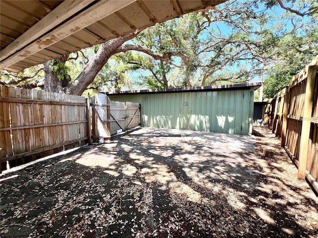 exterior space featuring a fenced backyard