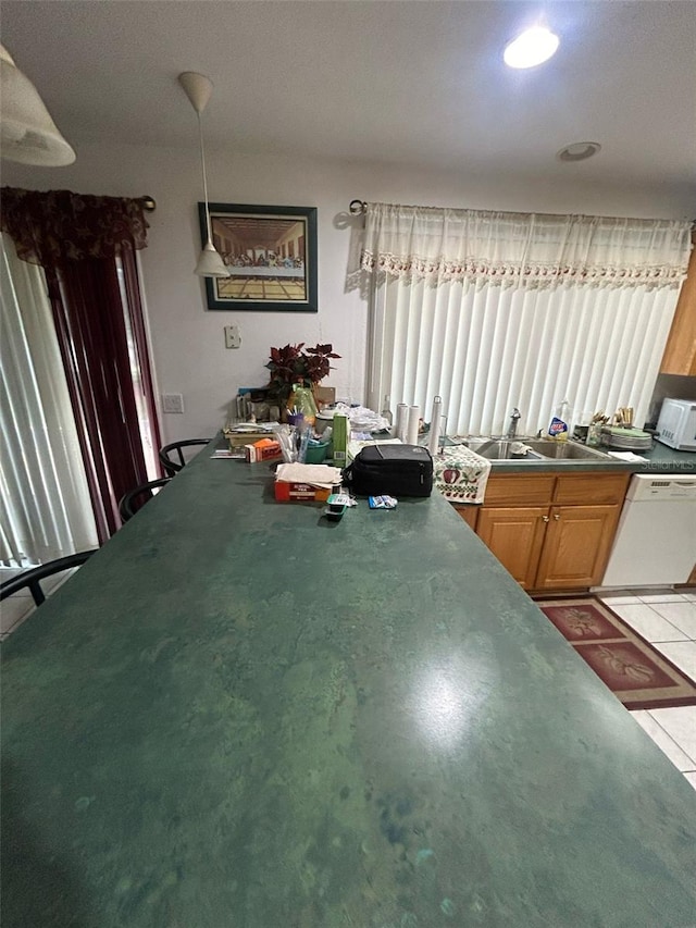 dining area with light tile patterned floors