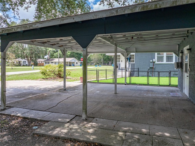 803 7th St NE, Fort Meade, FL 33841 - view of patio with a carport