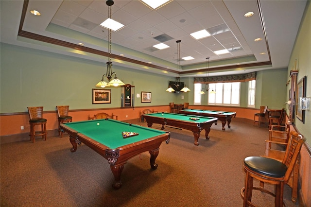 playroom featuring a raised ceiling, pool table, and carpet floors