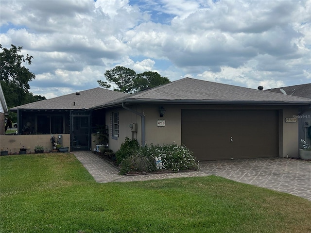 426 Gleneagles Ct, Winter Haven, FL 33884 - photo 1