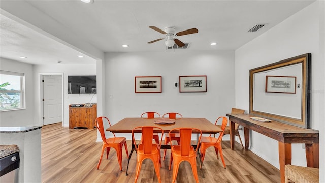 900 Lake Jessie Dr, Winter Haven, FL 33881 - dining area featuring ceiling fan, light wood-type flooring, recessed lighting, and baseboards