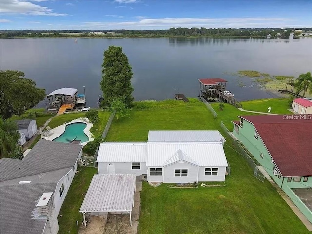 900 Lake Jessie Dr, Winter Haven, FL 33881 - bird's eye view of a large body of water and a pool