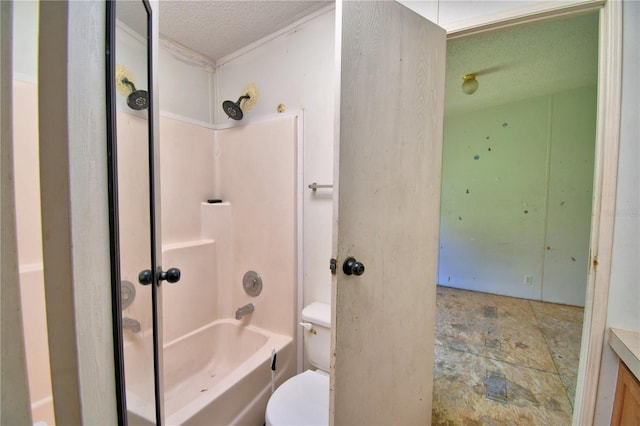 1294 1/2 38th St NW, Winter Haven, FL 33881 - full bath featuring a textured ceiling, toilet, shower / washtub combination, and stone finish flooring