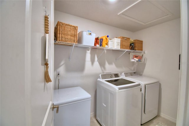 4400 Trotters Way, Lakeland, FL 33801 - clothes washing area with washing machine and clothes dryer
