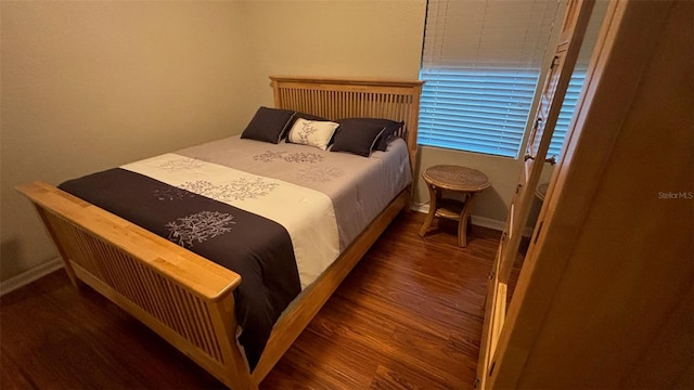 3828 Eloise Estates Ct, Winter Haven, FL 33881 - bedroom featuring wood finished floors and baseboards