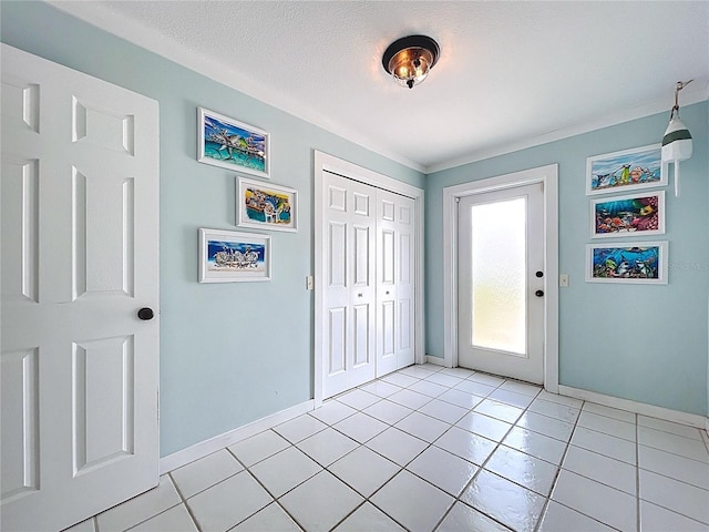 255 Lake Link Rd, Winter Haven, FL 33884 - entryway featuring baseboards and light tile patterned floors