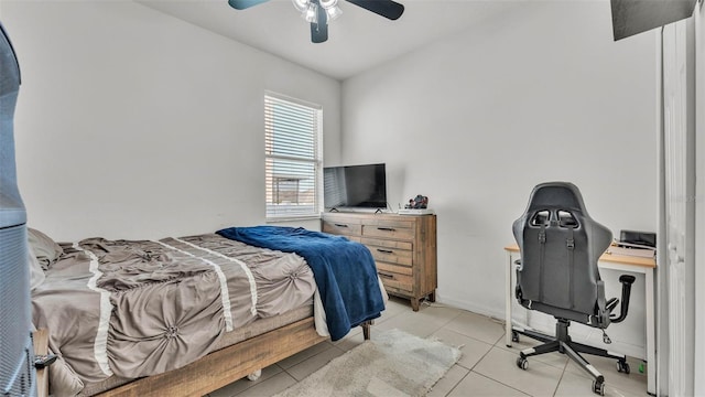428 Aragosa Dr, Davenport, FL 33837 - bedroom featuring light tile patterned floors, a ceiling fan, and an office area