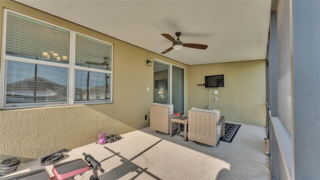 428 Aragosa Dr, Davenport, FL 33837 - view of patio with ceiling fan