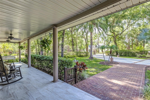 418 N Rd, Lakeland, FL 33809 - view of patio / terrace with ceiling fan