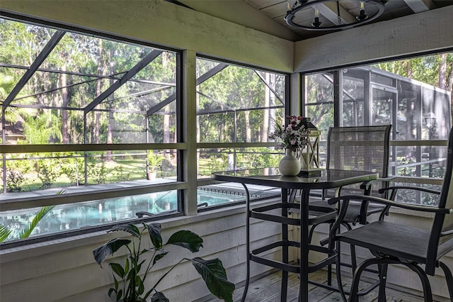 418 N Rd, Lakeland, FL 33809 - sunroom featuring lofted ceiling and plenty of natural light