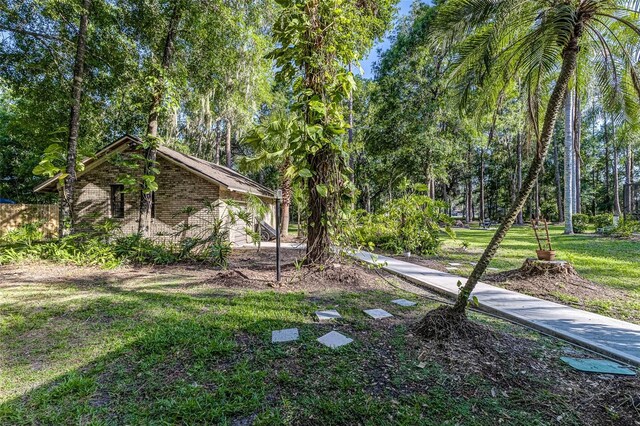 418 N Rd, Lakeland, FL 33809 - view of green lawn