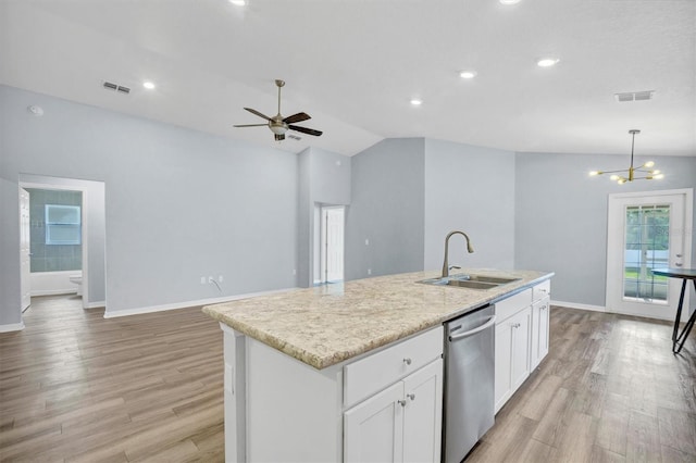 648 Lorient Dr, Eagle Lake, FL 33839 - kitchen featuring stainless steel dishwasher, a kitchen island with sink, light wood-type flooring, ceiling fan, and recessed lighting