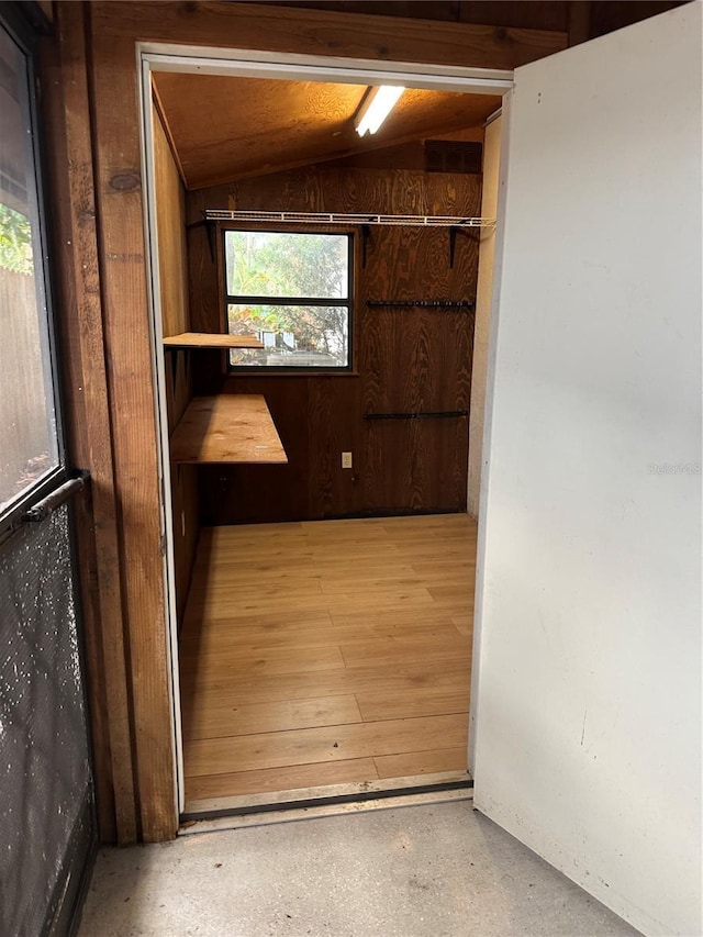 9402 Cat Track Trl, Lake Wales, FL 33898 - view of closet
