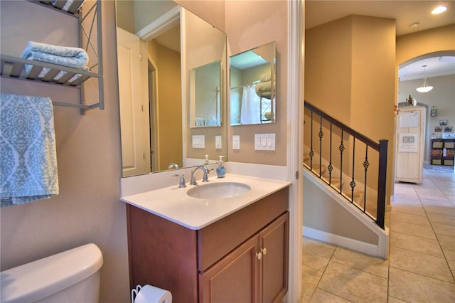 2340 Pinehurst Ct, Davenport, FL 33837 - bathroom featuring tile patterned floors and vanity