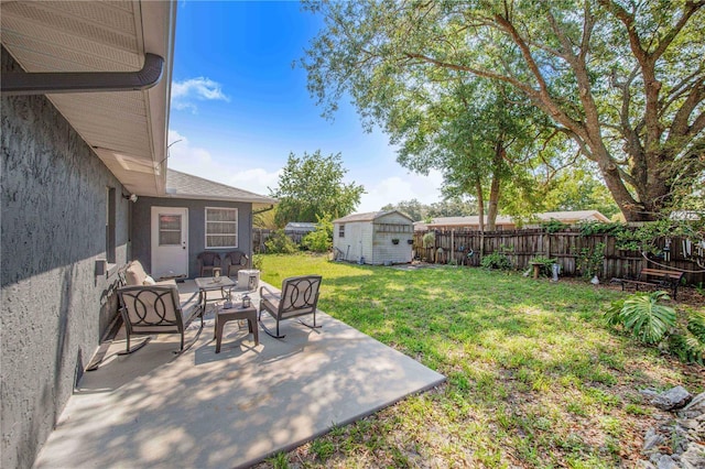 40 Westridge Rd, Davenport, FL 33837 - view of yard featuring a patio area