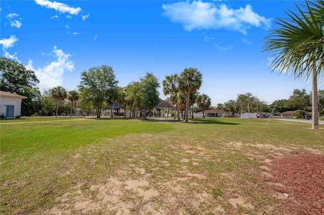 40 Westridge Rd, Davenport, FL 33837 - view of grassy yard featuring a gazebo