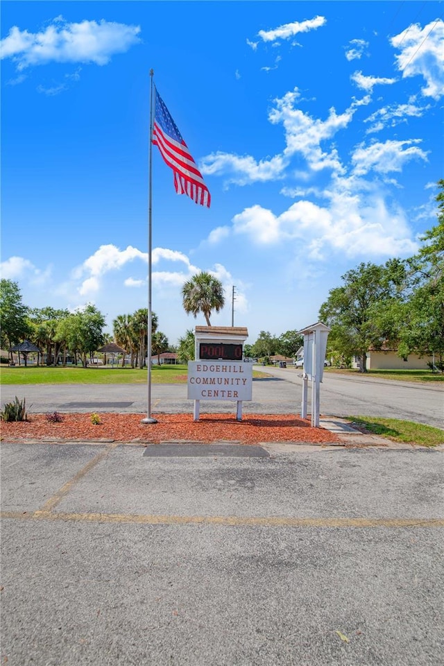 40 Westridge Rd, Davenport, FL 33837 - exterior view