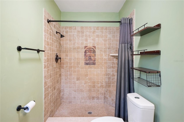 961 Oleander Dr SE, Winter Haven, FL 33880 - bathroom with toilet and a shower stall