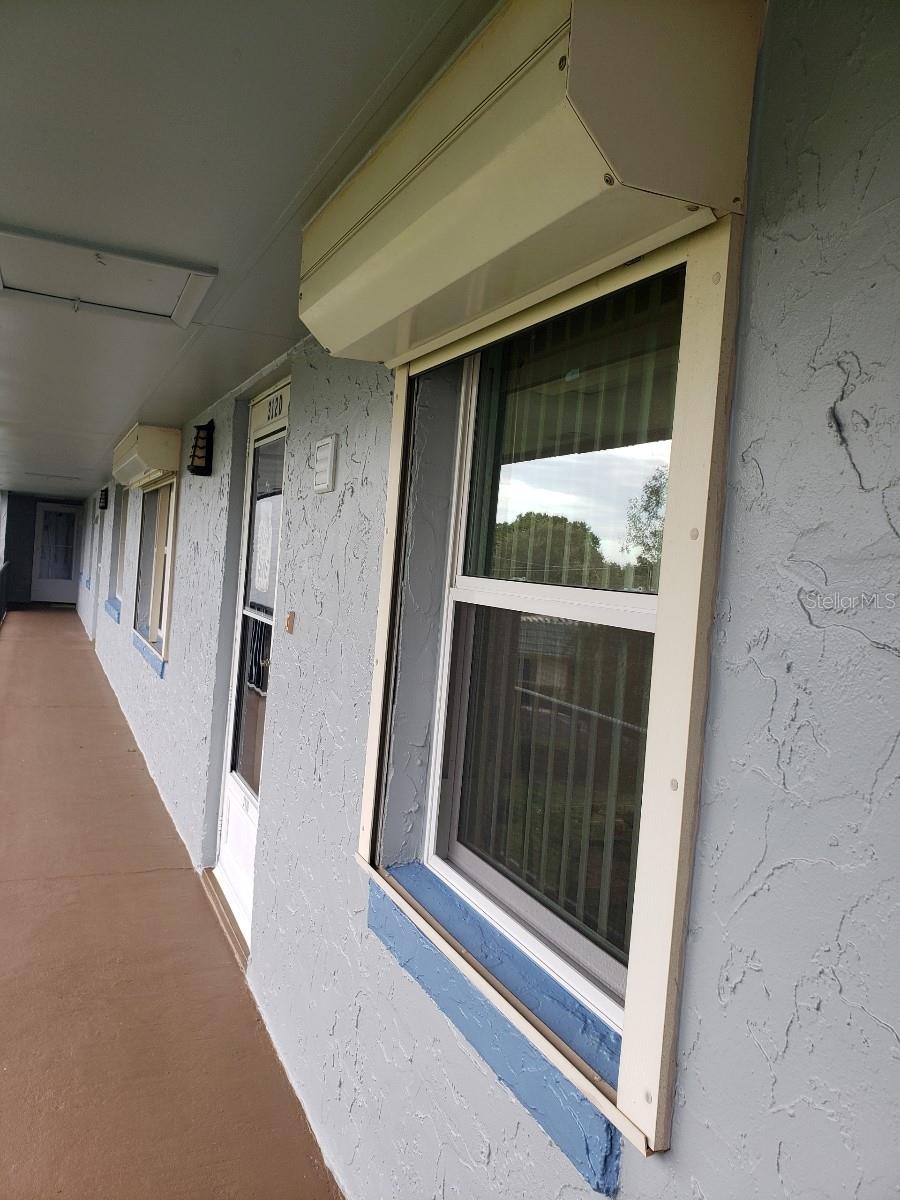 333 Lake Howard Dr NW Unit 312D, Winter Haven, FL 33880 - photo 1