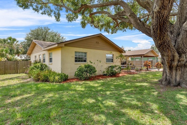 320 Boger Blvd S, Lakeland, FL 33803 - view of front of home with brick siding
