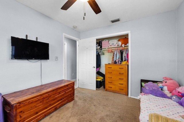 320 Boger Blvd S, Lakeland, FL 33803 - carpeted bedroom with a ceiling fan and a closet