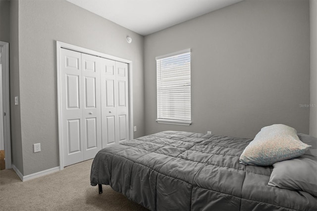 1081 Sandpiper Loop, Winter Haven, FL 33881 - carpeted bedroom with a closet and baseboards