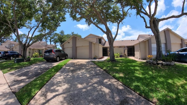 12241 Augusta Woods Cir, Orlando, FL 32824 - photo 2