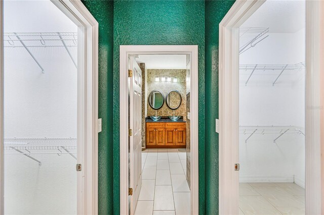 1553 Wright Dr, Lakeland, FL 33805 - view of corridor