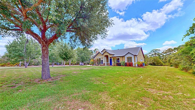 540 Phillips Rd, Sebring, FL 33875 - view of front facade with a front lawn