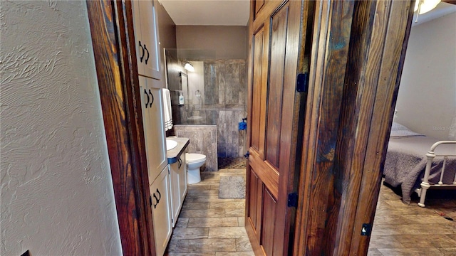 540 Phillips Rd, Sebring, FL 33875 - full bath with vanity, a shower, and toilet