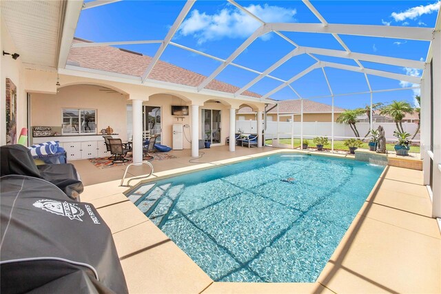 413 Ruby Lake Pl, Winter Haven, FL 33884 - view of pool with a patio, a lanai, and outdoor dining space