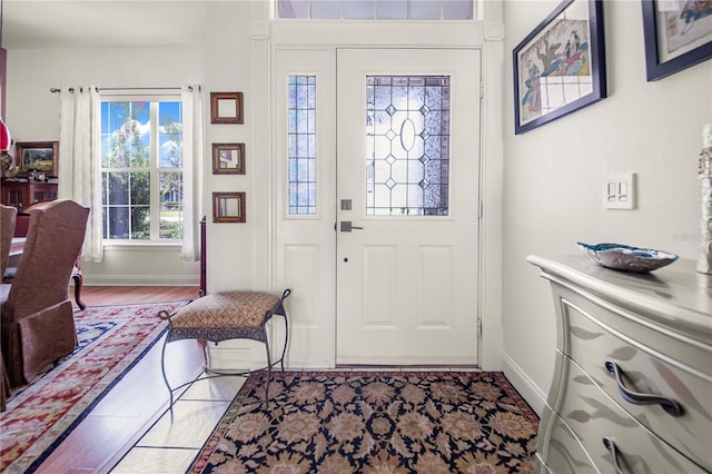 114 Belmont Dr, Winter Haven, FL 33884 - foyer entrance featuring baseboards
