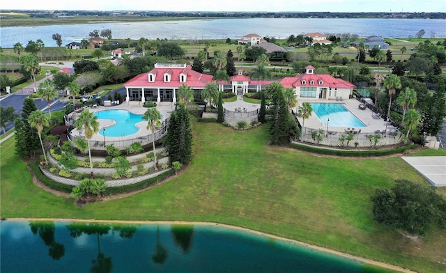 505 Adams View Ln, Auburndale, FL 33823 - drone / aerial view of a pool and a nearby body of water
