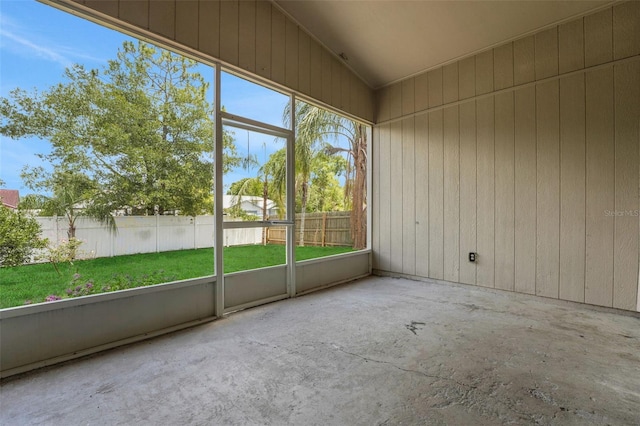 362 Lake Daisy Cir, Winter Haven, FL 33884 - unfurnished sunroom with lofted ceiling