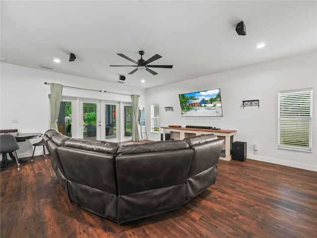 7714 Chase Rd, Lakeland, FL 33810 - living room featuring dark wood-style floors, a ceiling fan, recessed lighting, and baseboards