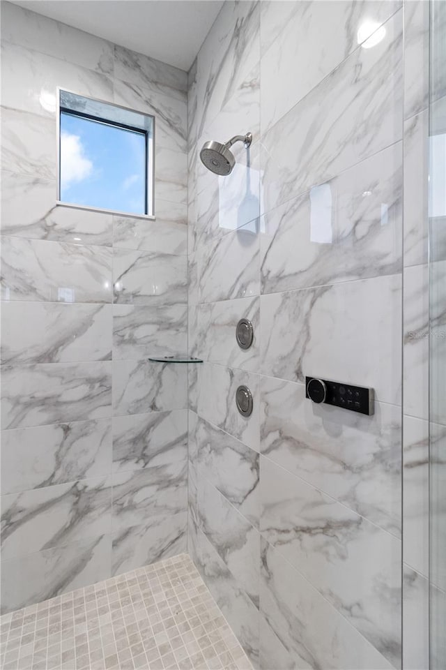 209 Pine Lilly Ct, Lake Alfred, FL 33850 - full bathroom with tiled shower