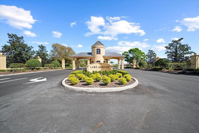 4254 Berwick Dr, Lake Wales, FL 33859 - view of asphalt street with curbs