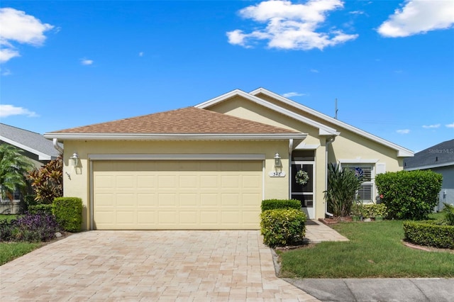 348 Lake Suzanne Dr, Lake Wales, FL 33859 - photo 1