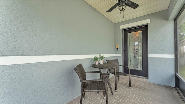2602 Whitewood Rd, Mulberry, FL 33860 - entrance to property featuring stucco siding and ceiling fan