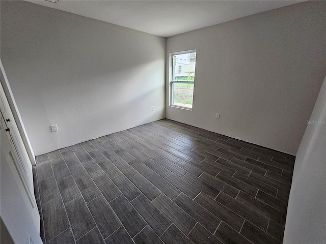 602 Lime Ave, Dundee, FL 33838 - spare room featuring wood tiled floors