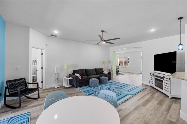 185 St Thomas Dr, Mulberry, FL 33860 - photo 13