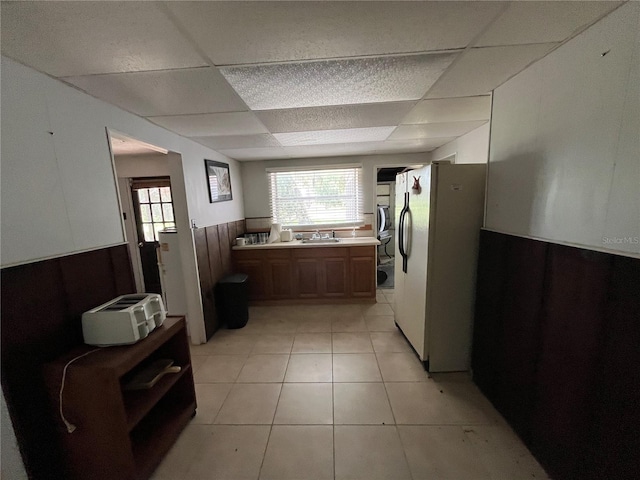 1805 S Lake Reedy Blvd, Frostproof, FL 33843 - washroom with a wainscoted wall and light tile patterned floors