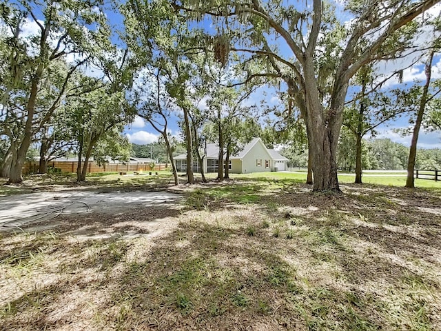 106 Corbett Rd, Lithia, FL 33547 - view of yard