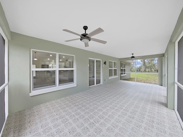 106 Corbett Rd, Lithia, FL 33547 - unfurnished sunroom with ceiling fan