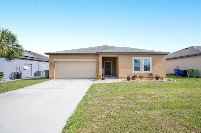 4662 Osprey Way, Winter Haven, FL 33881 - single story home with stucco siding, a garage, concrete driveway, and a front lawn